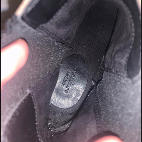 Chelsea boots from UO - Picture 4 of 5